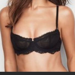NWT VICTORIAS SECRET